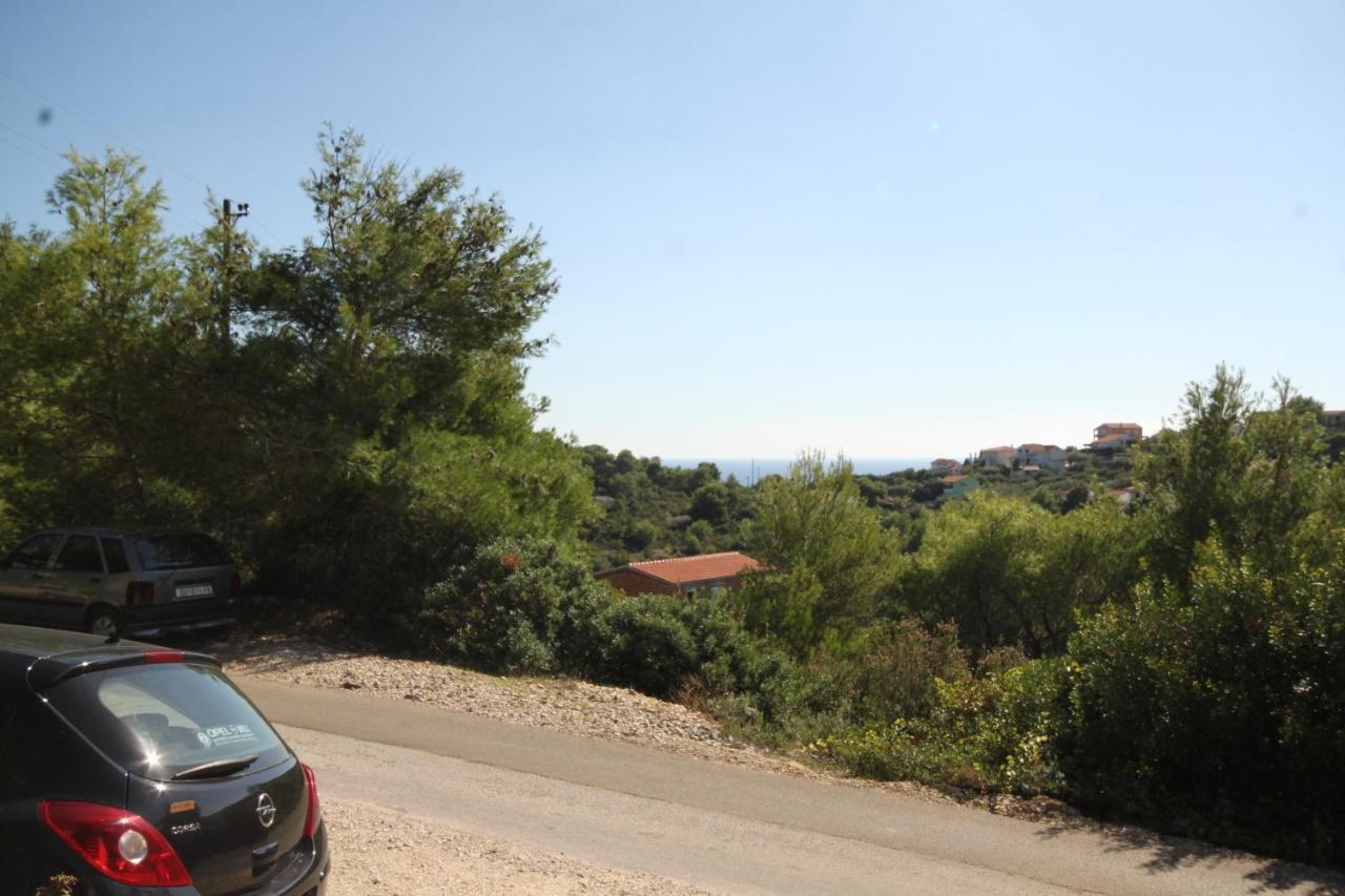 Apartments With A Parking Space Rukavac, Vis - 2444 รูคาวาซ ภายนอก รูปภาพ